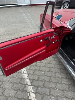Mercedes w111 cupe - 3