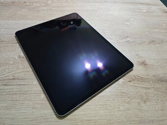 Obrovsky Ipad pro 12.9 palcovy s M2 procesorom na sim kartu - 3