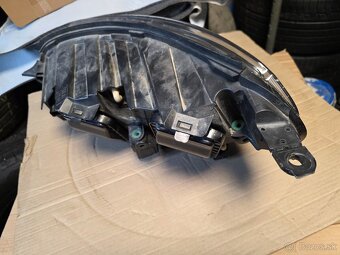 Pravy svetlomer Citroen Jumpy 9816509880 - 3