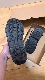 Helly Hansen vel. 37.5 - 3