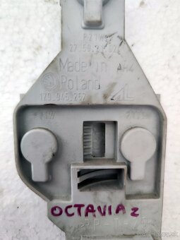 💡 Držiak žiaroviek zadného svetla Škoda Octavia 2 (originál - 3