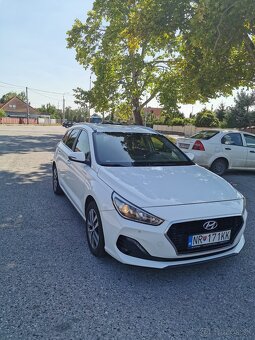 Hyundai i30 CW 1.6 CRDi - 3