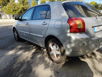 Toyota Corolla 1.6 benzín - 3