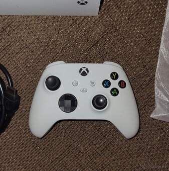 Xbox Series S 512 GB - 3