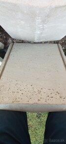 Darujem ... Betónové striešky na murik - 3