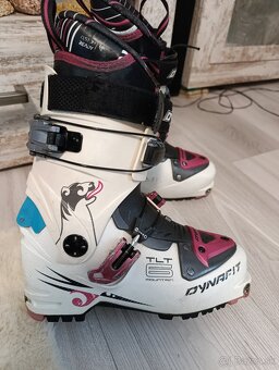 Dynafit tlt6 vel.24.5/38 - 3