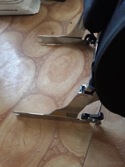 Harley Davidson opierka spolujazdca - 3