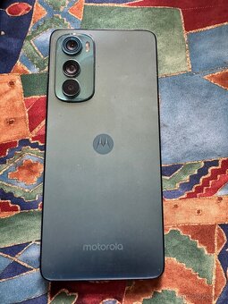Motorola edge 30 128 8GB ram, Android14 - 3