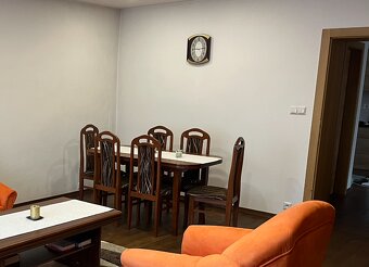 Obývacia stena v zachovalom stave - 3