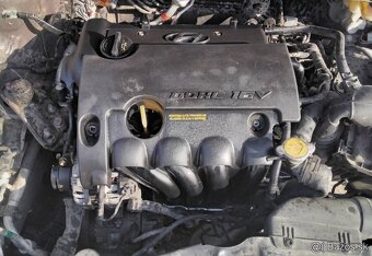 Hyundai i30 1.4 2012 predám MOTOR G4FA, DVERE, PREVODOVKA 6 - 3