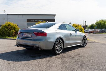 Audi A5 3.0 TDi Quattro DPF S-Line - 3
