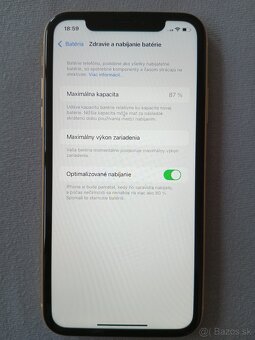 iPhone XR 2 kusy krásne zachovalé - 3