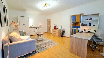 Na prenájom zariadený 1. izb. byt, 37 m², Handlová - 3