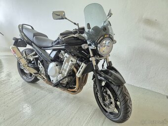 Suzuki GSF650A - 3