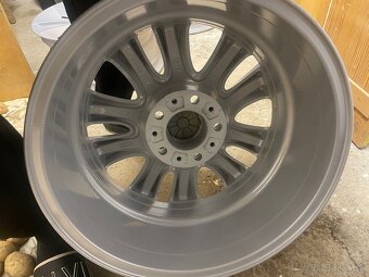 5x120 R17 - 3