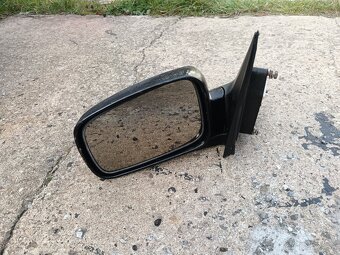 Kia sorento zadne svetlo a zrkadla - 3