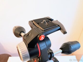 Statív Manfrotto MK055XPRO3-3W - 3
