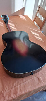 Stará gitara - 3