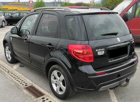 Suzuki SX4 4x4 1,6 benzín 88kW čierna metalíza - 3