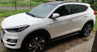 Hyundai Tucson 1.6 T-GDi Premium A/T 4x4, panoráma okno - 3