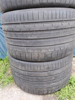 Ponúkame 4 letné pneumatiky 335/25 ZR22 a 285/30 ZR22 - 3