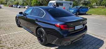 BMW 545e 2022 - 3