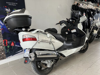 Suzuki AN650A Burgman Executive - 3