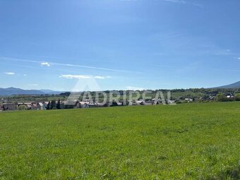 PREDAJ: Investičná príležitosť pozemok; Nová Lesná; 5260 m2 - 3