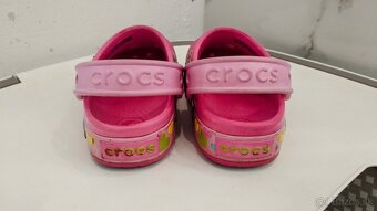Predám detské dievčenske CROCS 7€ - 3
