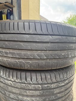 235/55r17 103v - 3
