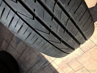 2 ks LETNÉ 235/50 R19 99V HANKOOK SEAL GUARD cca 6 a 7 mm - 3