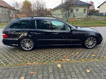 Mercedes Benz E55 AMG w211 - 3