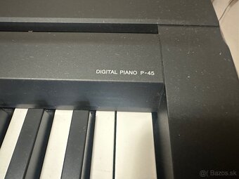 Klavír Yamaha P45-B - 3