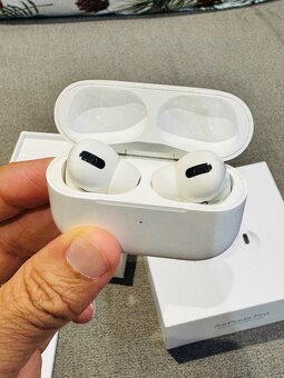 AirPods Pro – Originál, výborný stav (iStores) - 3