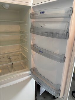 Chladnička s mrazničkou - 3
