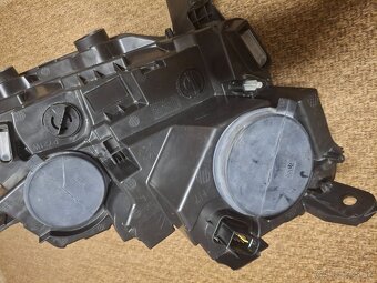 Svetlomet toyota proace verso city - 3