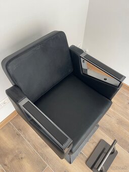 Kadernícke kreslo - 3