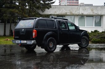 Nissan Navara DoubleCab 2.5D LE A/T - 3