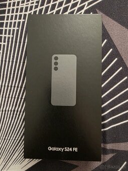 Samsung S24 FE - 3