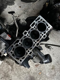 Dacia / Renault motor 1.5 dci K9K - 3