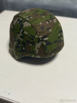 Sumky, poťah na prilbu a baret OSSR vo vz. 2007 digi - 3
