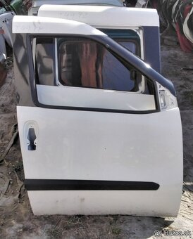 OPEL COMBO 1.6 CDTI 2016 Predám NARAZNÍK predný, KAPOTA, pra - 3
