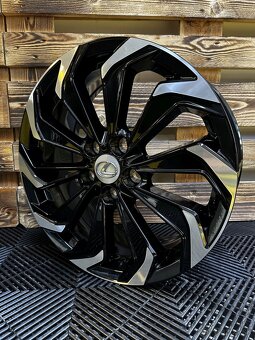 Lexus UX - orig. ALU disky 5x114,3 R18 - 3