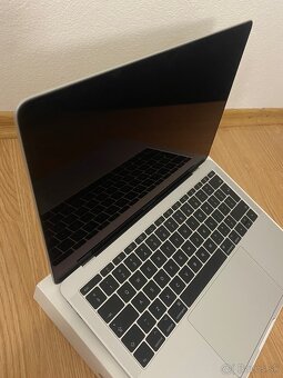 Apple Macbook Pro 2017 Bez Touchbaru - 3