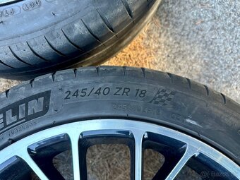 Sada R18 na Pilot Sport 4 - 3