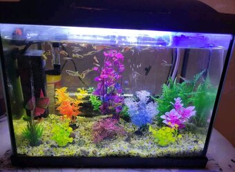 LED svetlo do akvária – 27 cm a 17cm USB, vodotesné - 3