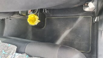 Toyota yaris 2018 original selection Lemon - 3