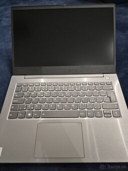 Predám notebook Lenovo - 3