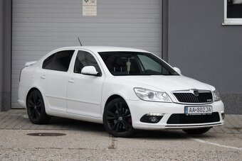 Škoda Octavia 2.0 TDI CR DPF RS DSG - 3