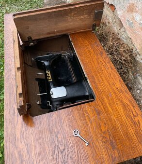 Predam krasny zachovaly sijaci stroj LADA. - 3